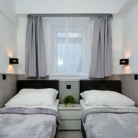 Aparthotel Prestige 4*